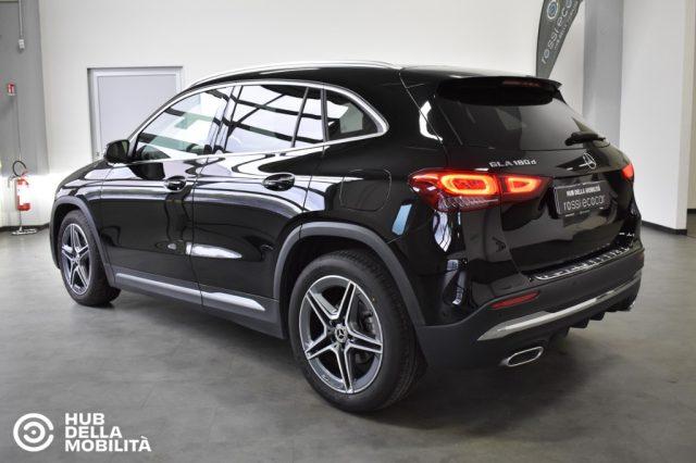 MERCEDES-BENZ GLA 180 d Automatic Premium