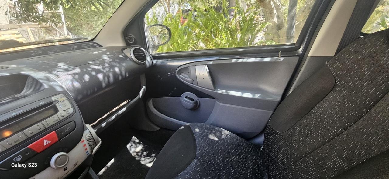 Peugeot 107 1.0 68CV 5p. Active 2Tronic