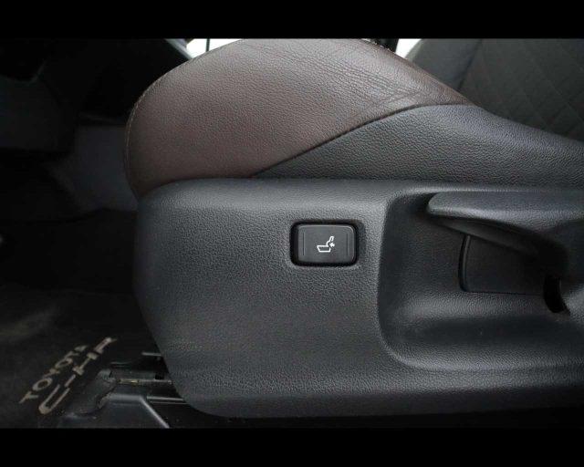 TOYOTA C-HR 1.8 Hybrid E-CVT Lounge