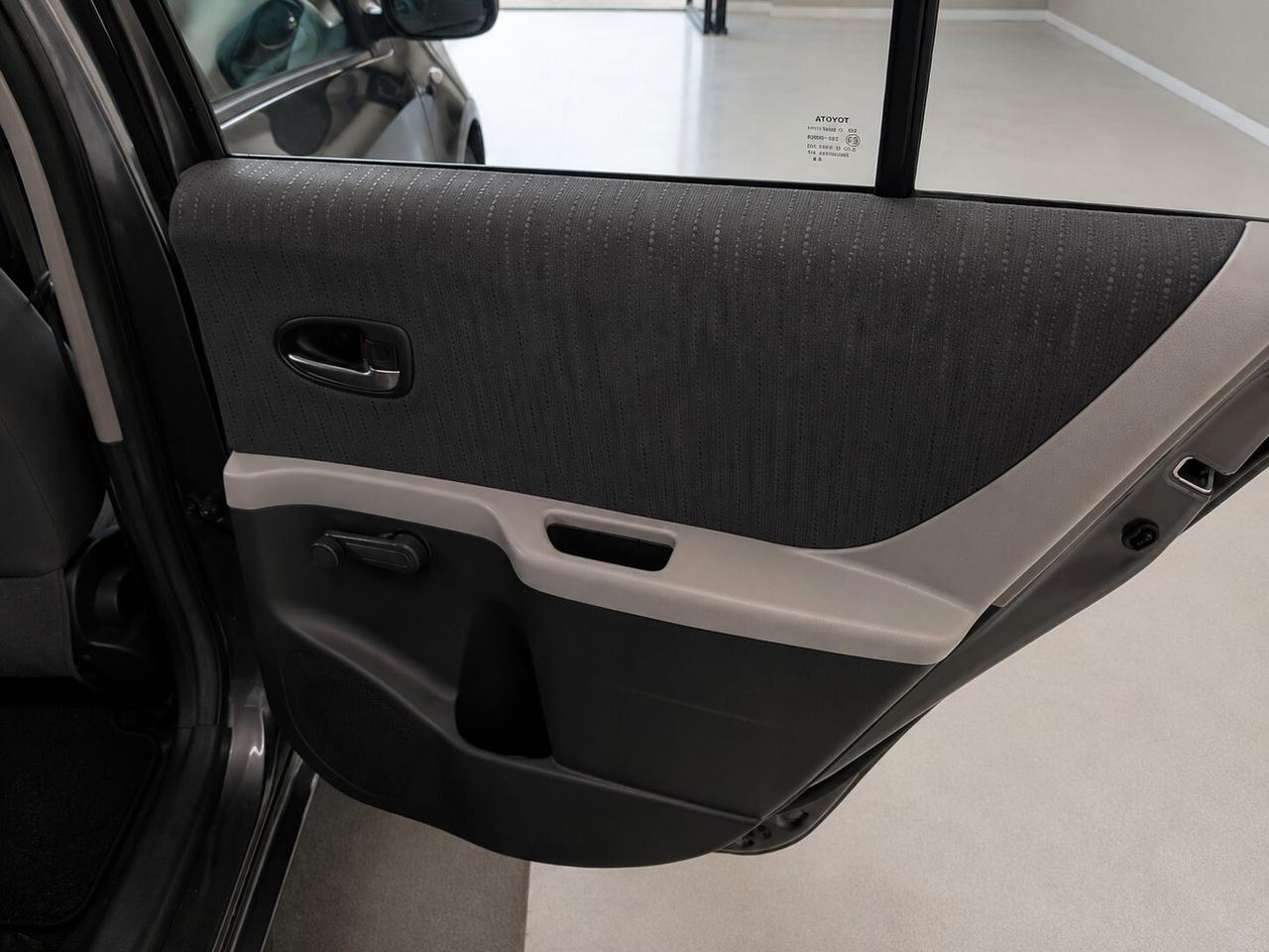 Toyota Yaris 1.4 D-4D DPF 5 porte