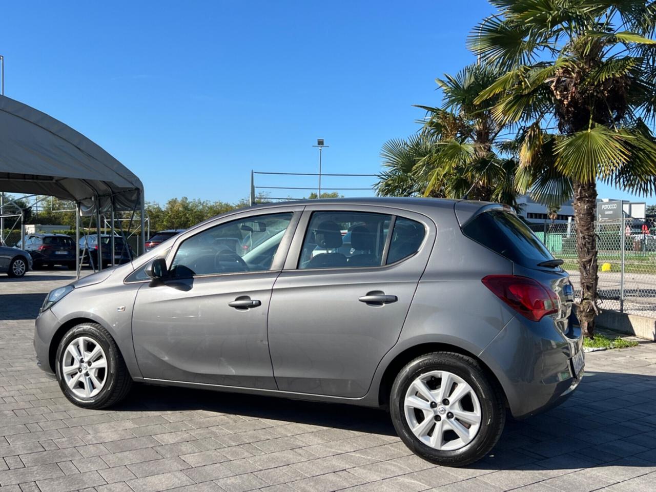 Opel Corsa 1.2 5 porte Edition NEOPATENTATI