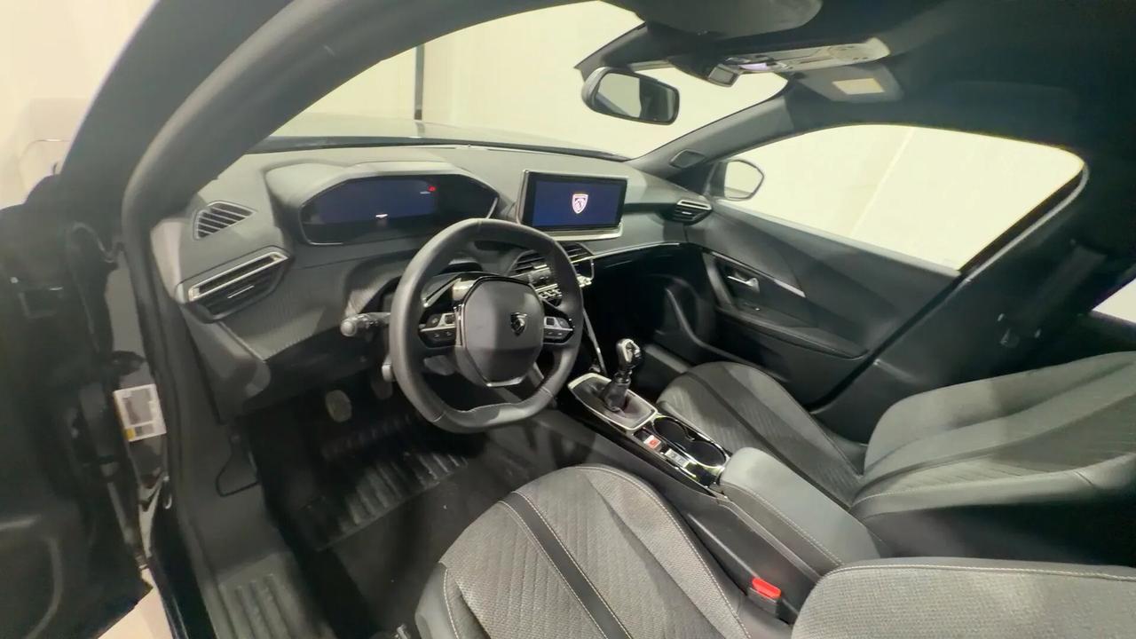 Peugeot 2008 PureTech 100 S&S Allure