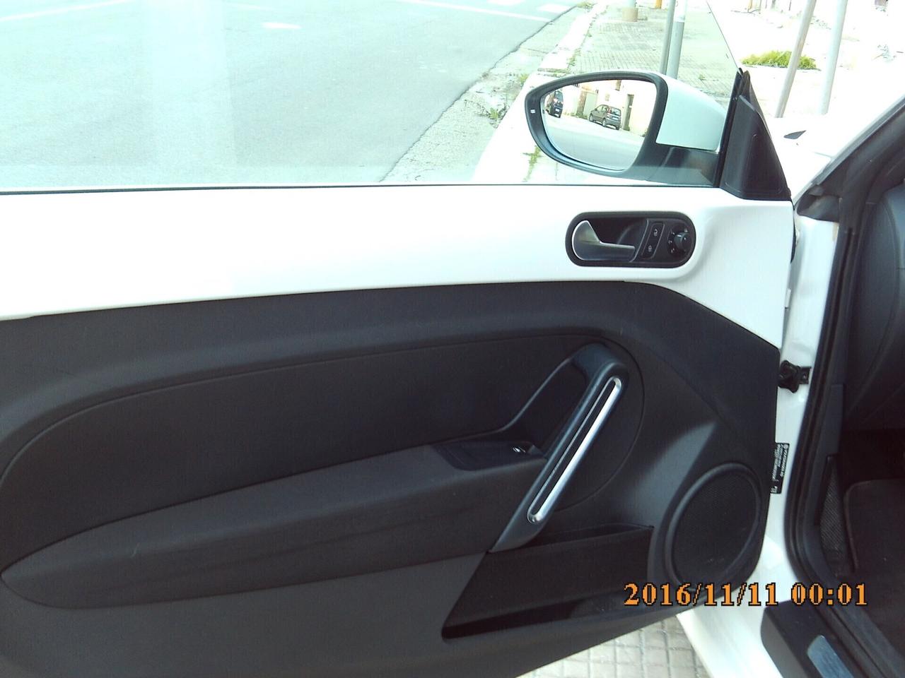 Volkswagen Maggiolino 1.6 TDI Design