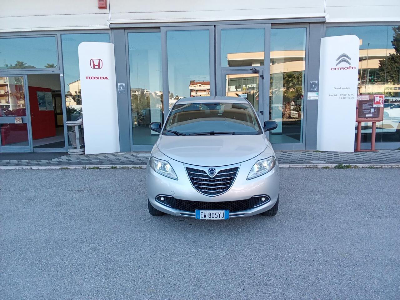 LANCIA YPS 0,9 METANO 85 CV GOLD 5P