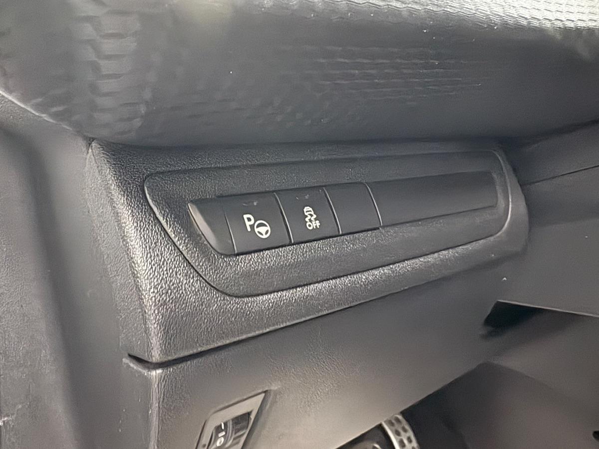 PEUGEOT 208 1.6 BlueHDi 100CV GT Line UNICO PROP/ TETTO/ NAVIGATORE/ RETROCAMERA