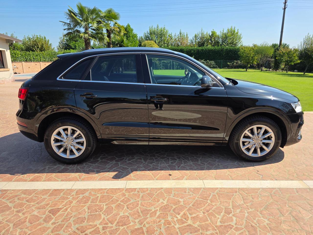Audi Q3 2.0 tdi Sport 120cv s-tronic