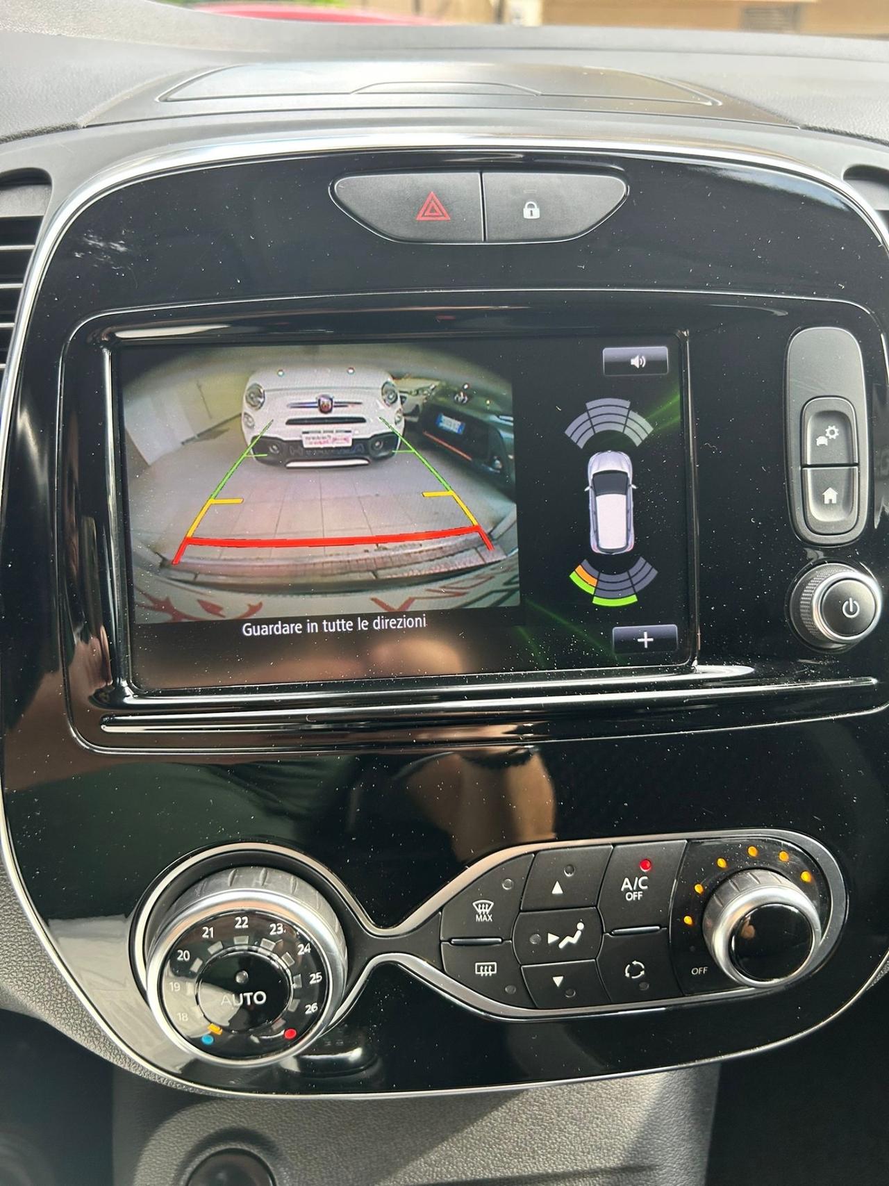 Renault Captur dCi 8V 110 CV Start&Stop Energy Initiale Paris
