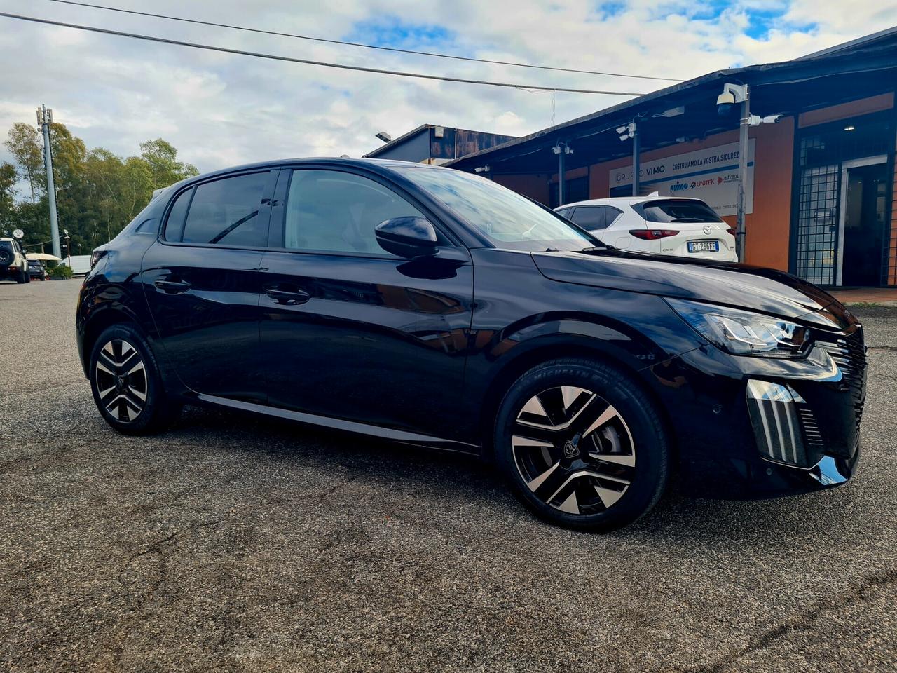 Peugeot 208 1.2 5 porte Allure*CARPLAY*CAMERA*NAVIGATORE