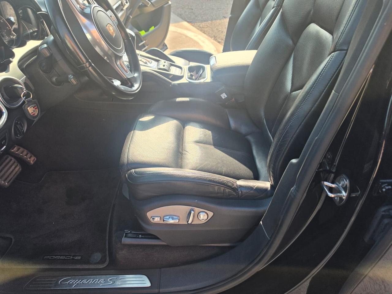 Porsche Cayenne 4.8 S