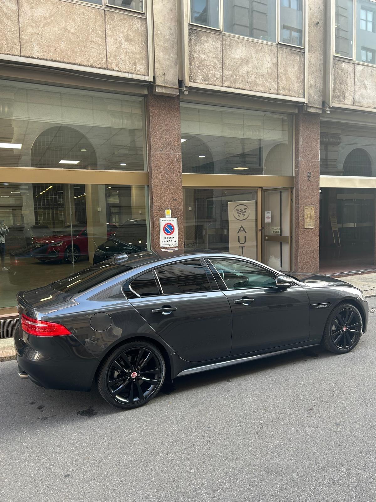 Jaguar XE 2.0 D 240 CV AWD aut. R-Sport
