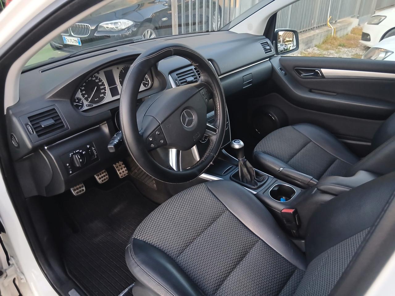 Mercedes-benz B 180 CDI Sport