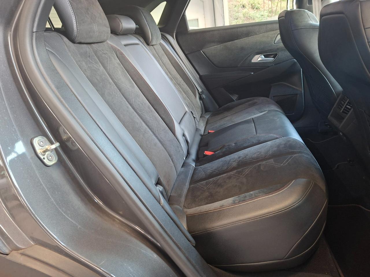 DS Automobiles DS 7 Crossback 4X4 / HYBRID / AUTOMATICO / 72000KM / 299CV