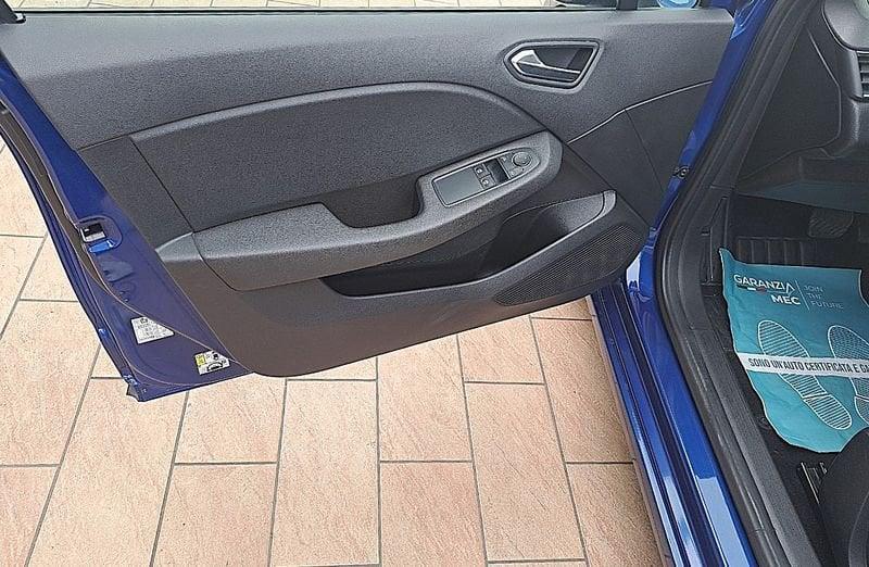 Renault Clio E-Tech Hybrid 1.6 Hybrid E-TECH 140cv INTENS