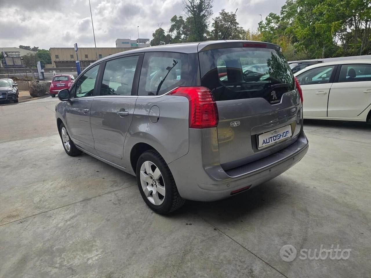 Peugeot 5008 1.6 HDi 115CV Active