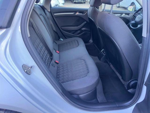 AUDI A3 SPB 1.6 TDI Young