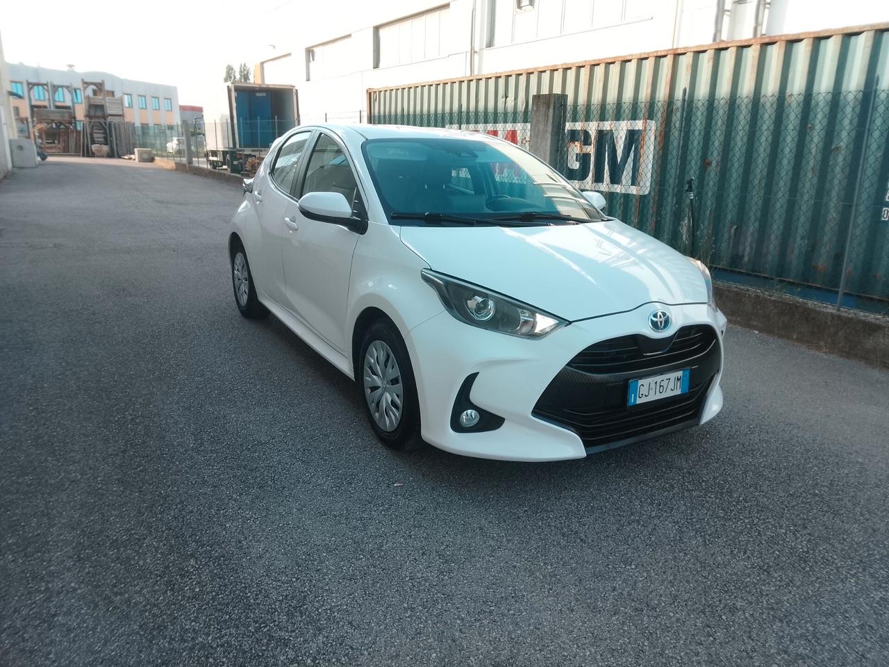 Toyota Yaris 1.5 Hybrid 5 porte Lounge