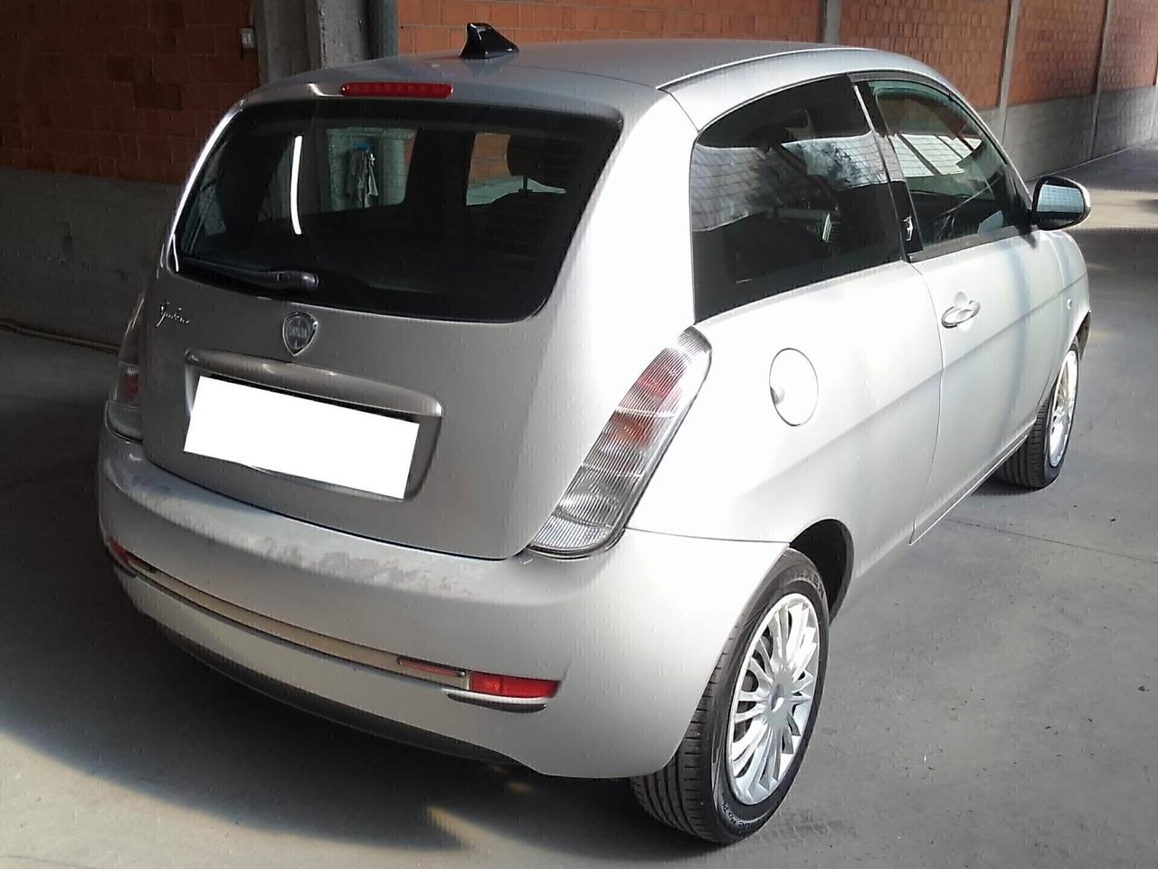 Lancia Ypsilon 1.2 Elle OK NEOPATENTATI