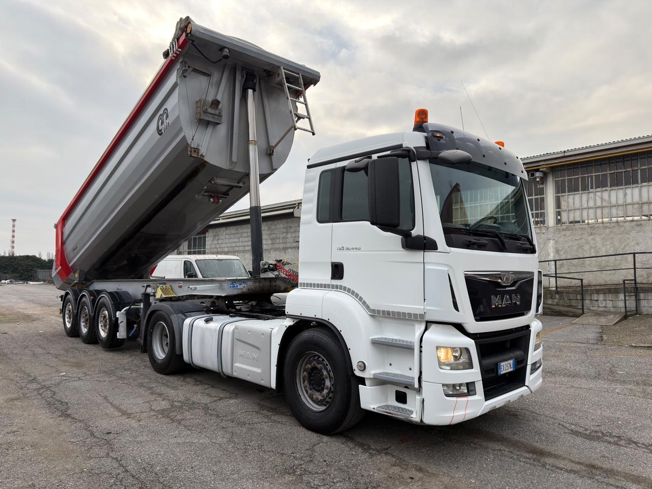 Man tgs 18.440 + Vasca Menci SA700R 2016