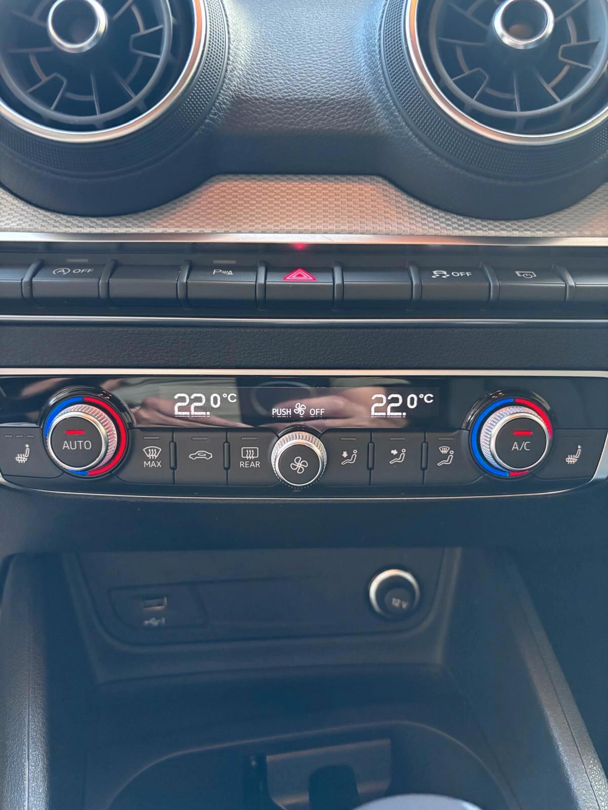 Audi Q2 35 TDI S tronic Business
