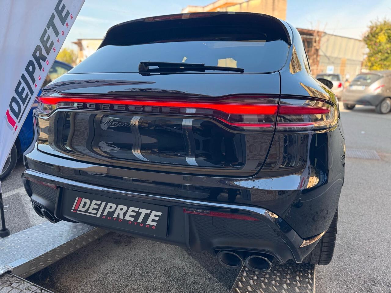 Porsche Macan 2.0 265 cv Black edition pelle totale full optional