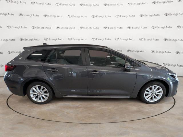 TOYOTA Corolla Active 1.8 Hybrid Touring Sports
