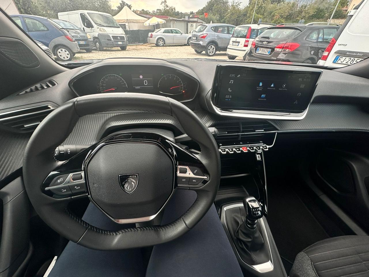 Peugeot 2008 PureTech 100 S&S Allure