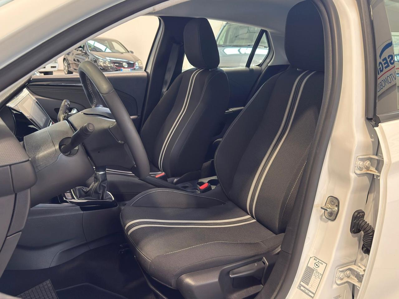 Opel Corsa 1.2 Elegance - NEOPATENTATI -