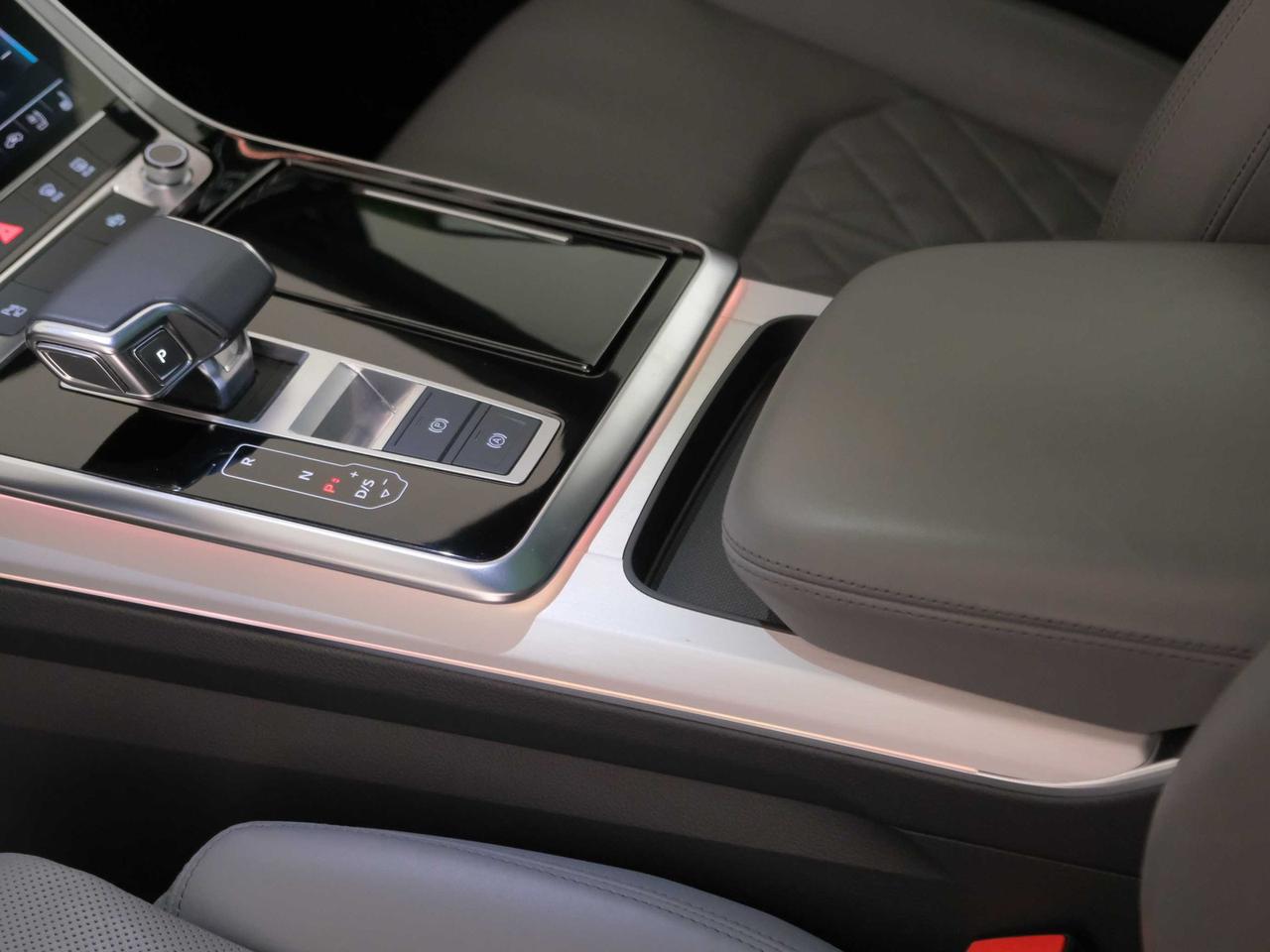 Audi Q8 55 3.0 v6 tfsi e sport quattro tiptronic