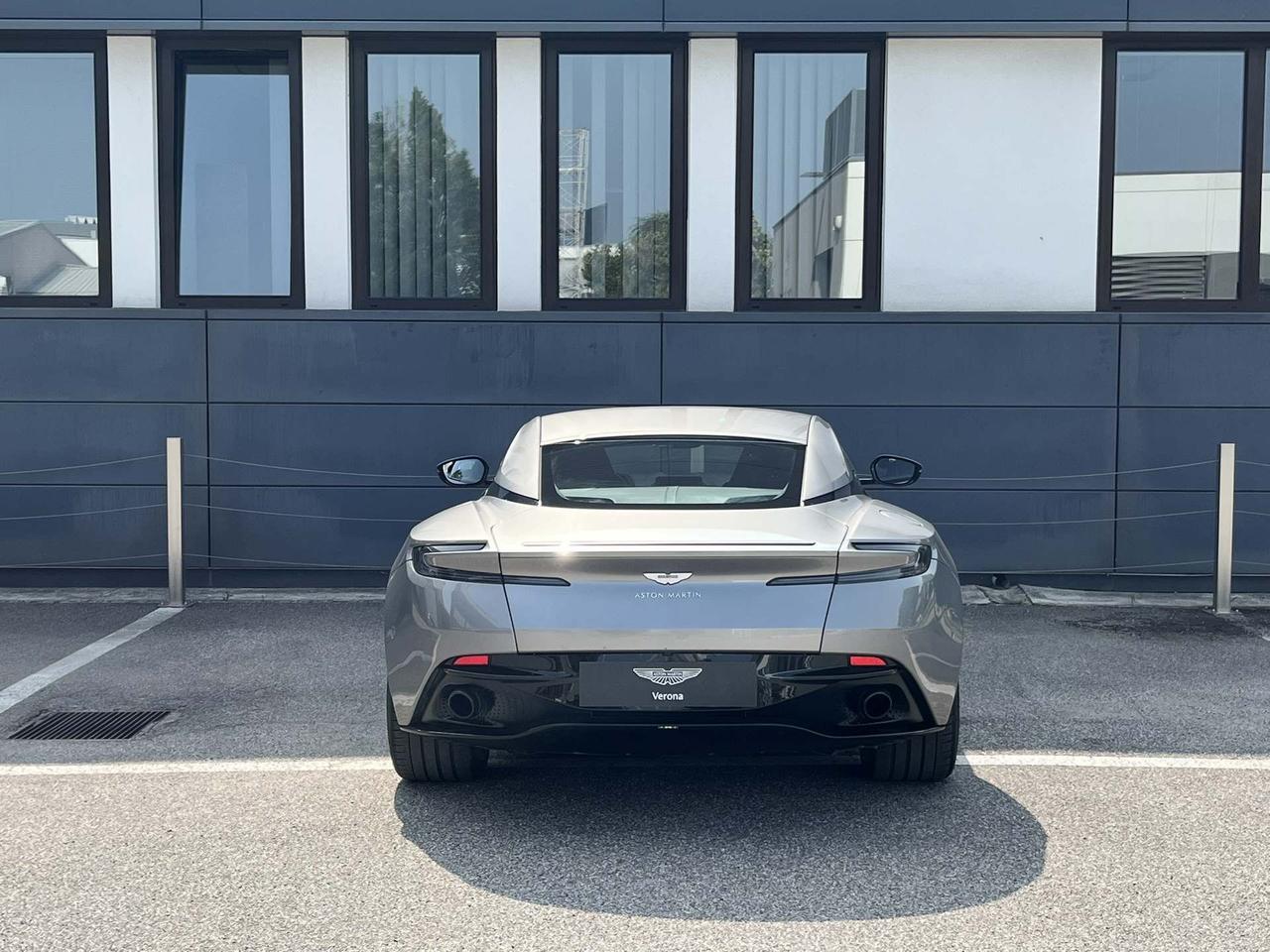 ASTON MARTIN DB11 Coupe 5.2 V12 AMR auto