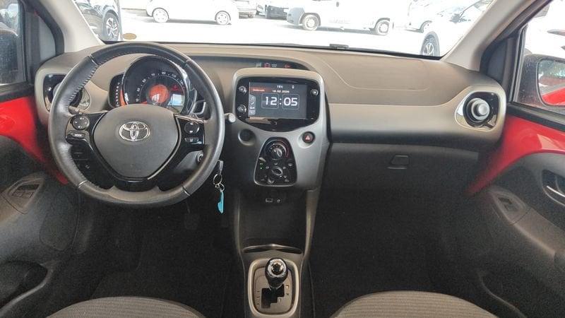 Toyota Aygo 1.0 VVT-i x-play MMT