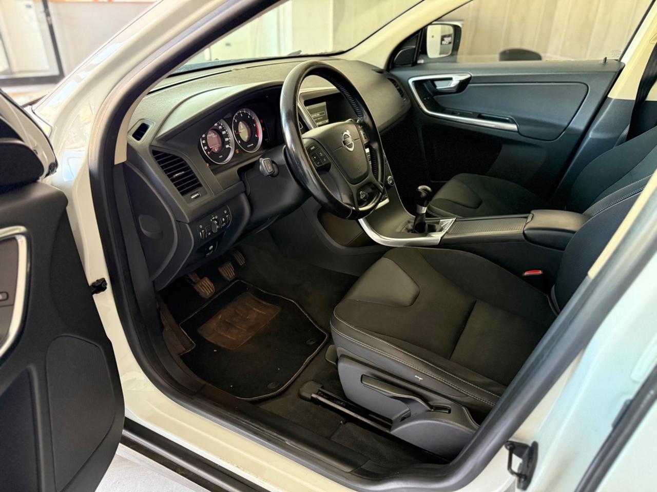 Volvo XC60 D4 Summum