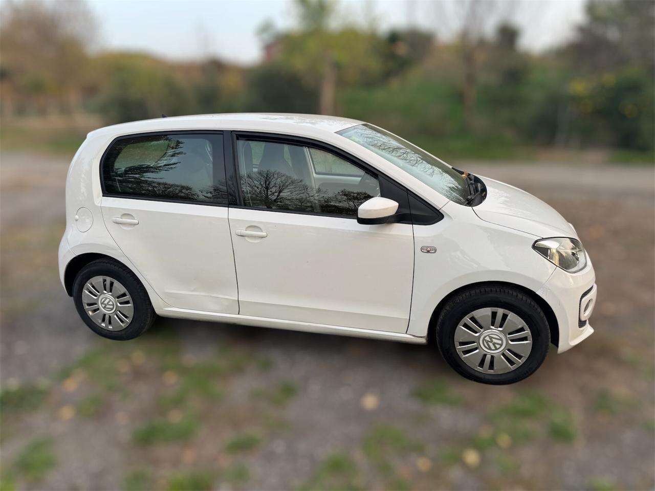 Vw Up 1.0 benzina - Automatica -POCHI KM -2014