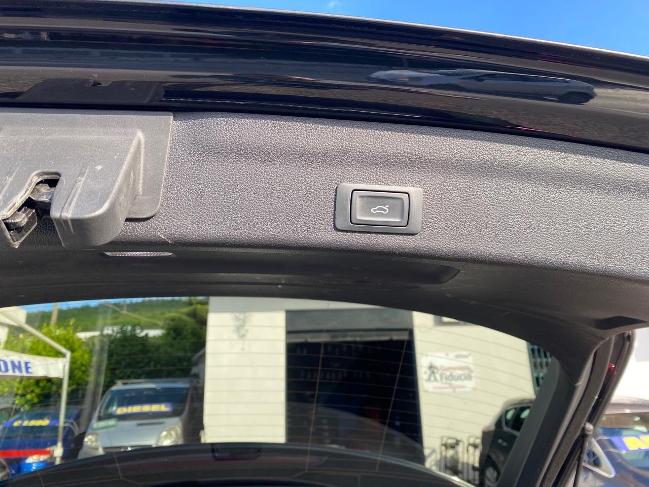 Audi A6 Avant 40 2.0 TDI S tronic Business Design