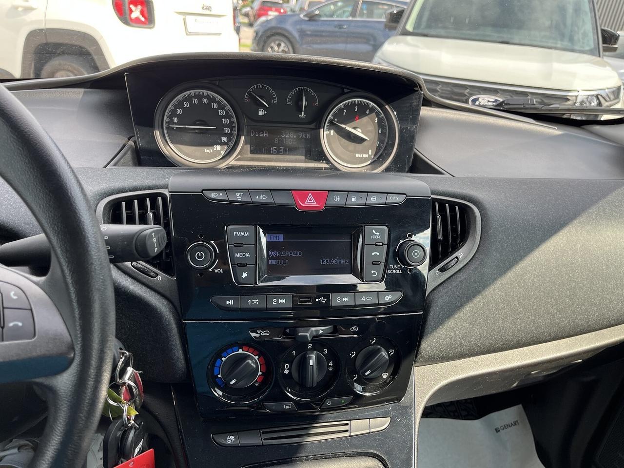 LANCIA YPSILON 1200 CC 69 CV GOLD GPL