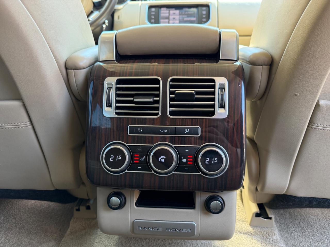 Land Rover Range Vogue 3.0 TDV6 AUTOBIOGRAPHI