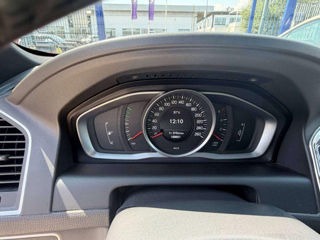 VOLVO XC60 XC60 I 2.0 d4 Momentum 181cv