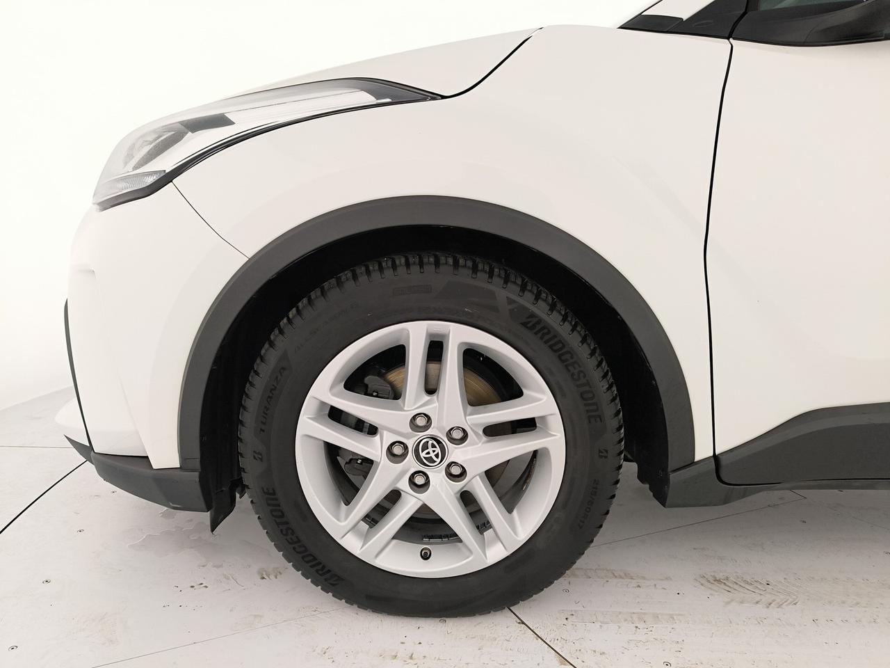 Toyota C-HR 1.8 hev active fwd e-cvt