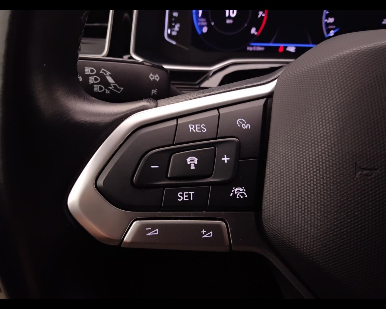 VOLKSWAGEN Taigo - Taigo 1.0 tsi R-Line 110cv