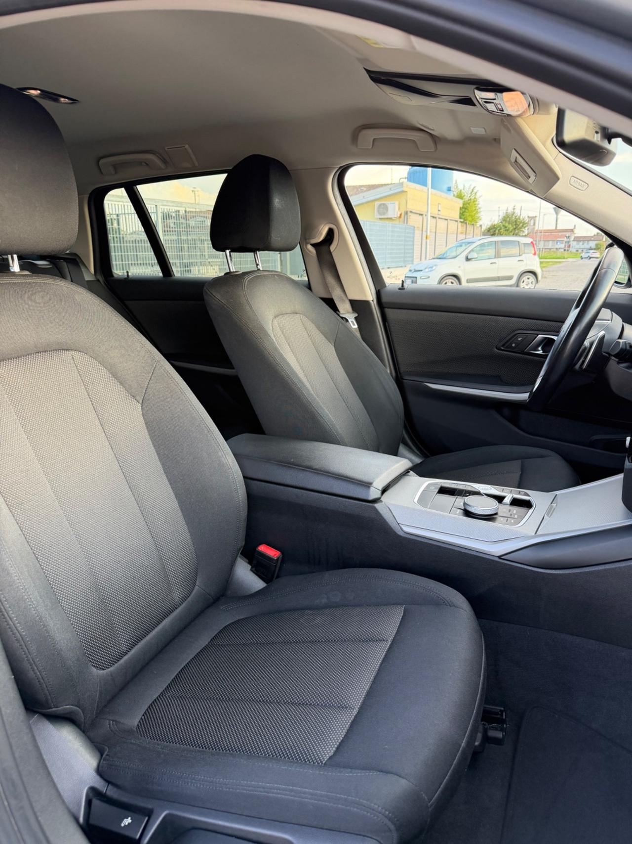 Bmw 316D mild/hybrid 48V Touring 2023 LCI