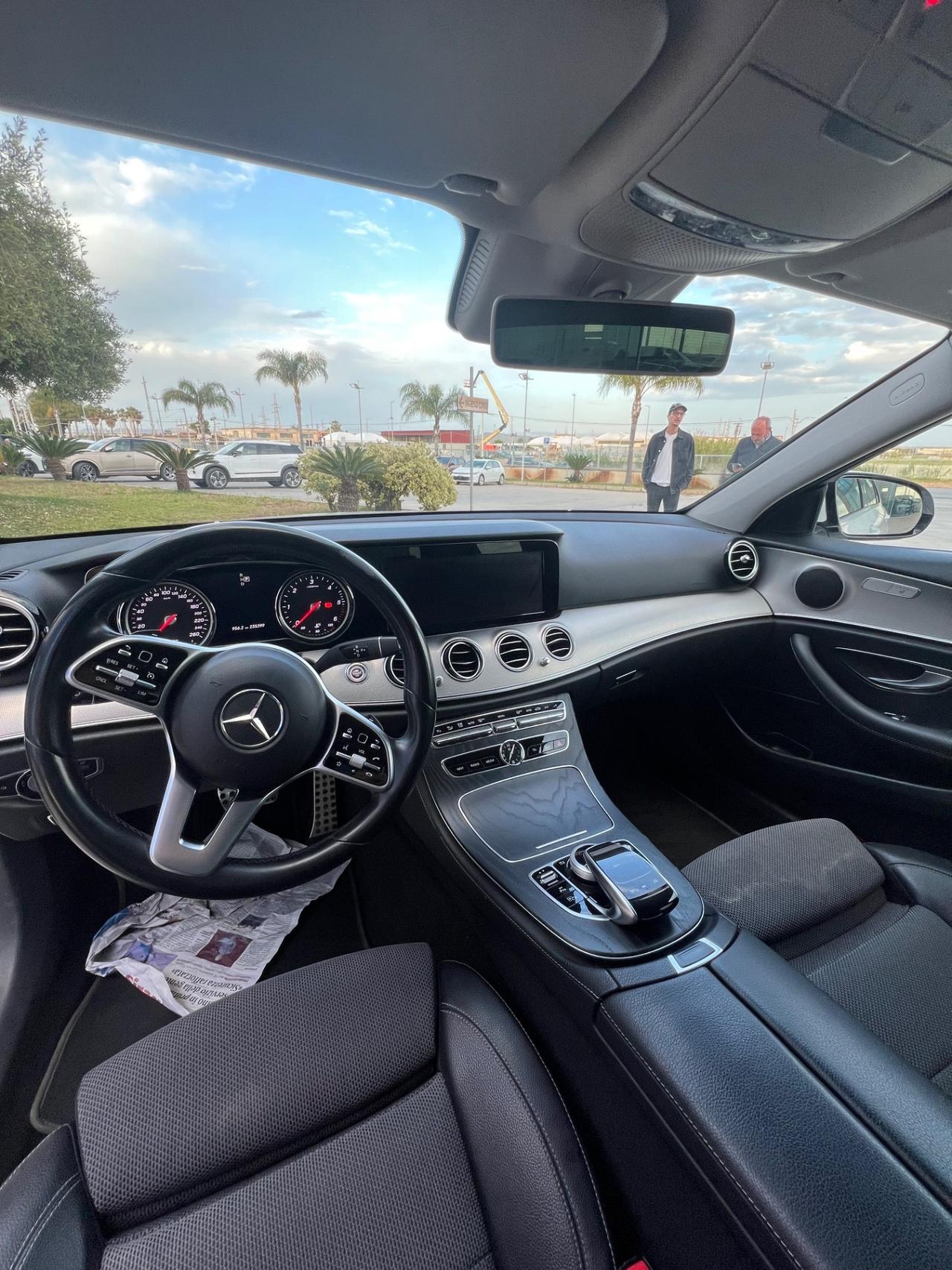 Mercedes-benz E 220 d 4Matic Auto Premium RISERVATA AD OPERATORI DEL SETTORE
