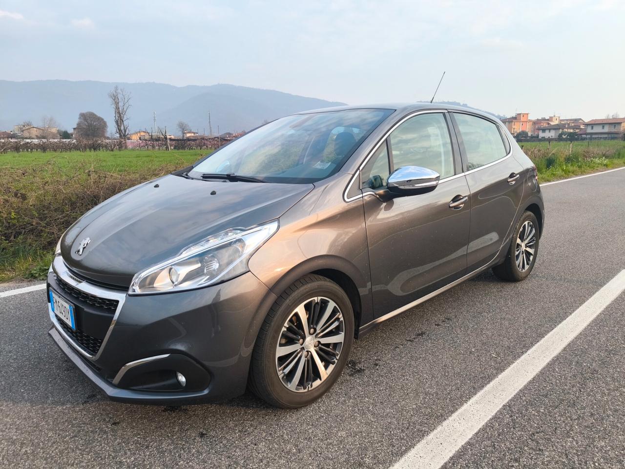 PEUGEOT 208 1,6 BLUE HDI- ALLURE-OK NEOPATENTATI- EURO 6