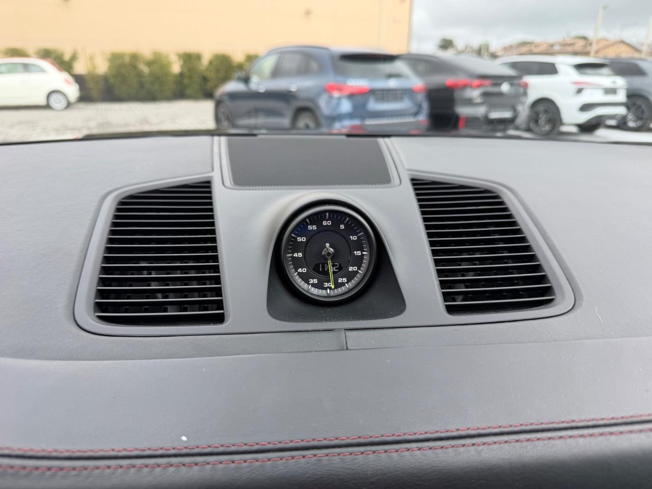 Porsche Cayenne Coupé 3.0 V6 E-Hybrid Platinum Edition