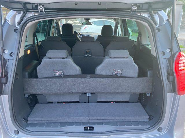 PEUGEOT 5008 BlueHDi 120 7 POSTI