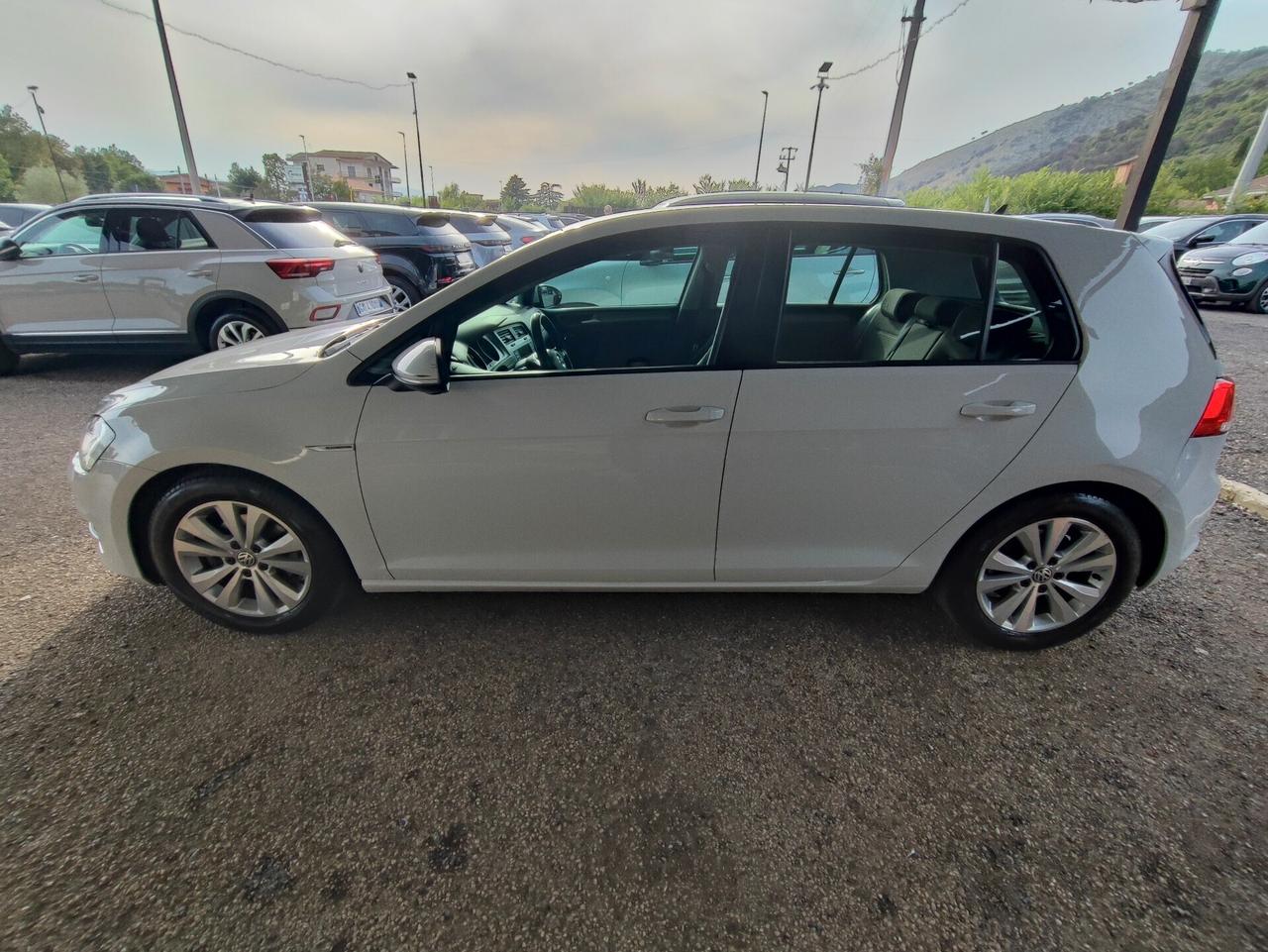 Volkswagen Golf 1.0 TSI 115 CV 5p. Trendline BlueMotion
