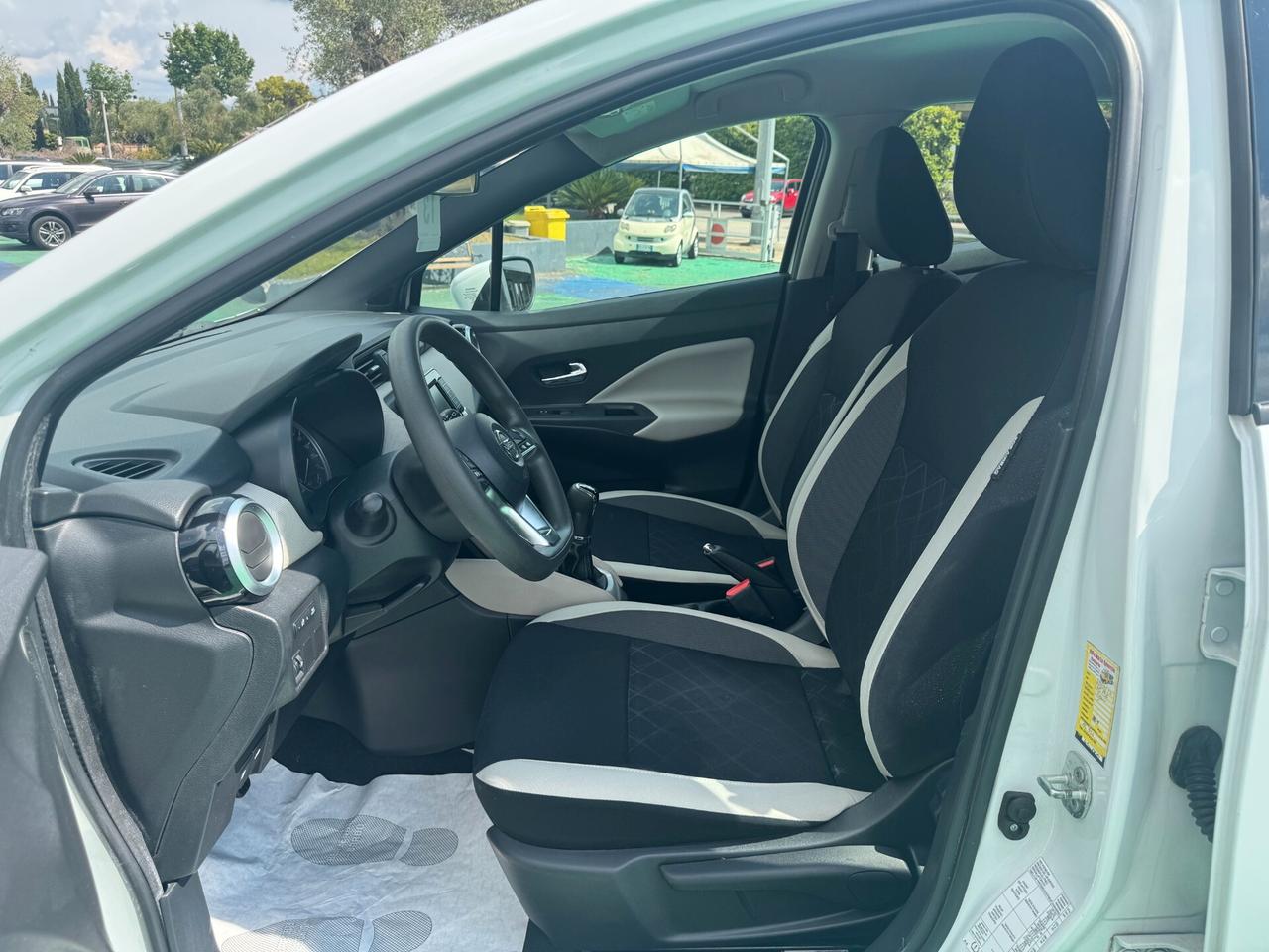 Nissan Micra 1.2 12V 5 porte Visia