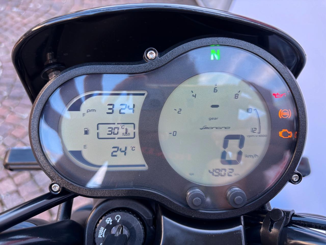 Benelli Leoncino 500