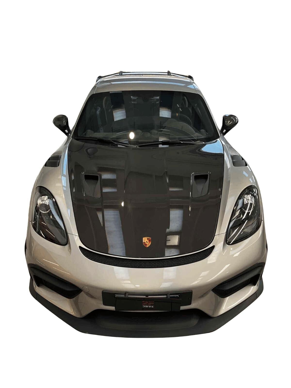 Porsche Cayman GT4 RS