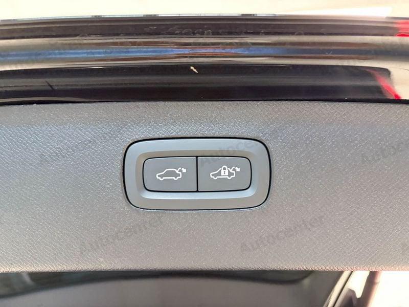 Volvo XC90 T8 PLUG IN ULTRA BRIGHT AWD AUT 7 POSTI