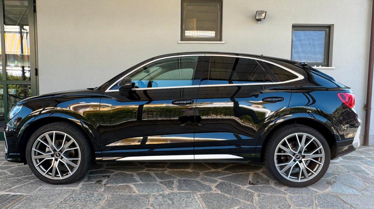 Audi Q3 Sportback 35 2.0 tdi S line edition s-tronic