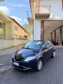 Lancia Ypsilon 1.3 MJT 16V 80 CV 5 porte S&S Silver